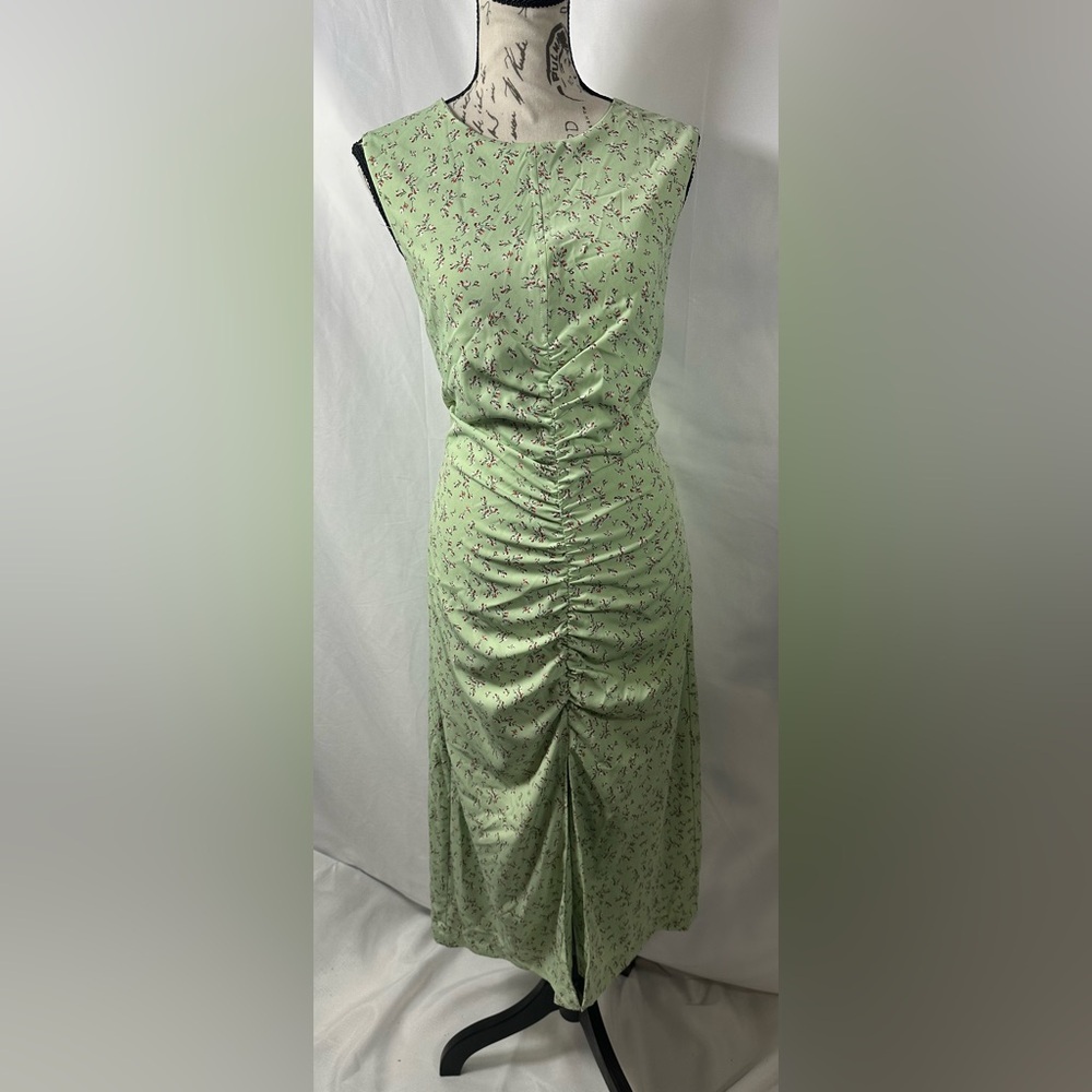 Love Juliet Floral Green Top - Picture 2 of 16